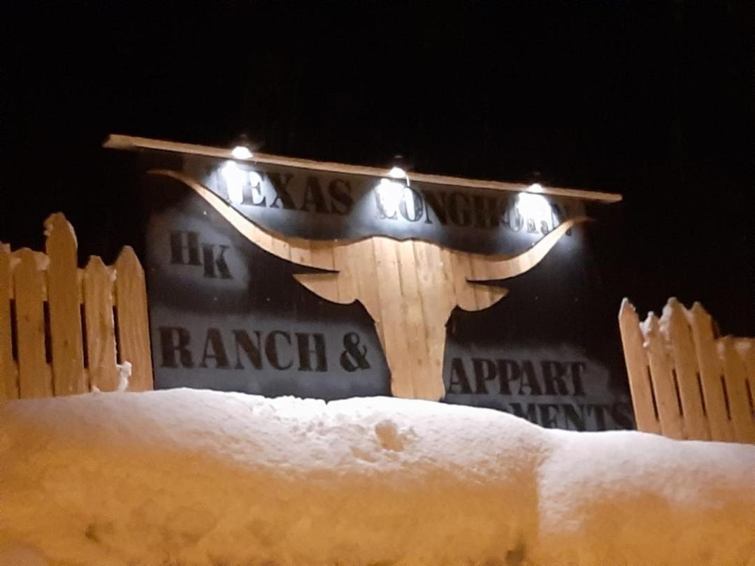 Apartamento Texas Longhorn Ranch Neumannhof Cadipietra Exterior foto